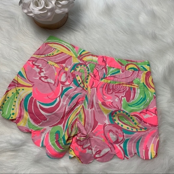 Lilly Pulitzer “All Nighter” Buttercup Shorts - Picture 5 of 5